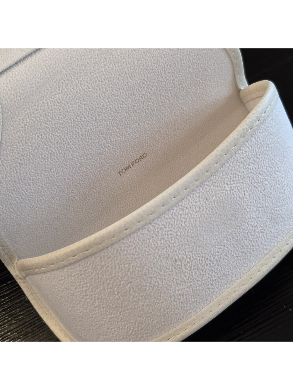 Tom Ford White Suede w/ Leather Trim Semi-Hard Eyeglasses Sunglasses Case Bianco - Picture 6 of 10